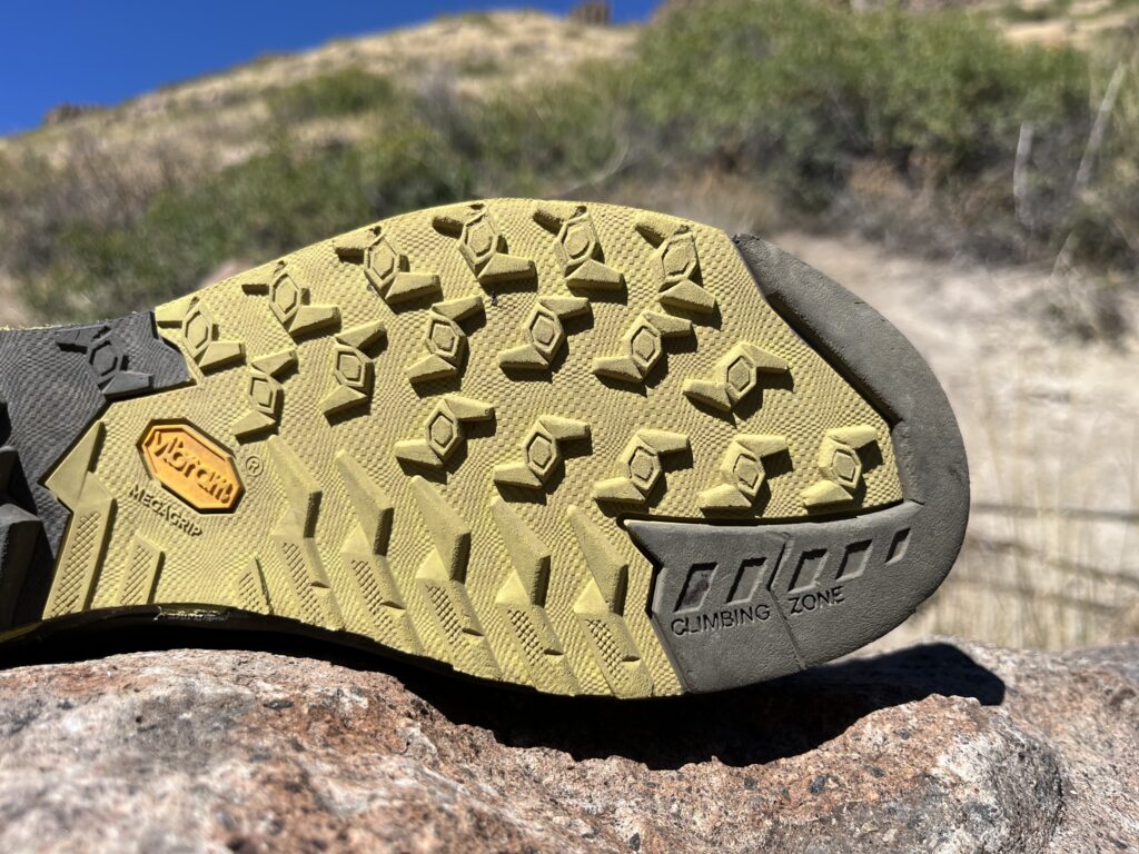 The tread pattern on the bottom of the Asolo Eldo GV approach shoes is very durable